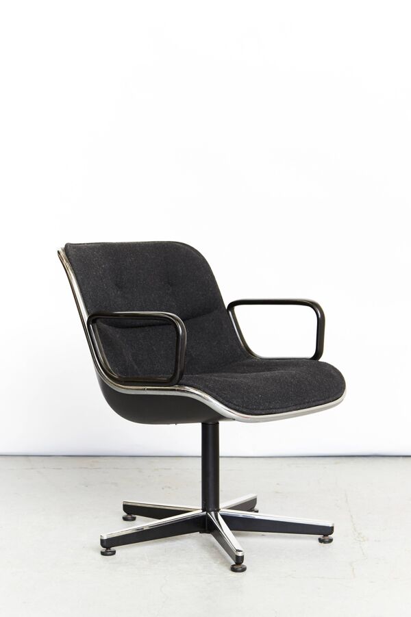 Charles Pollock, « Executive chair » de Knoll International