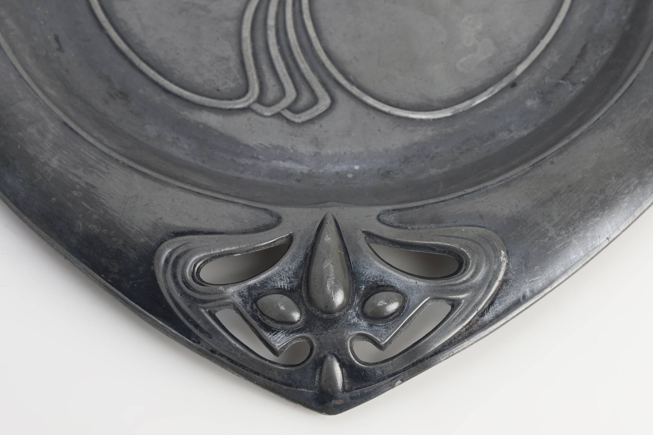 Art Nouveau triangular tin pewter dish, The Netherlands ca. 1900