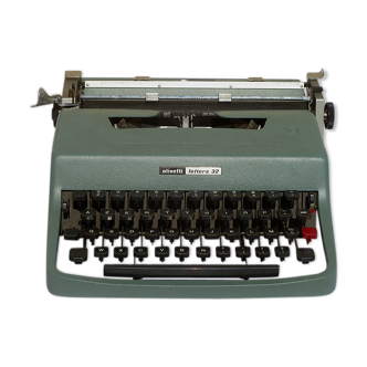 Typewriter, olivetti lettera 32