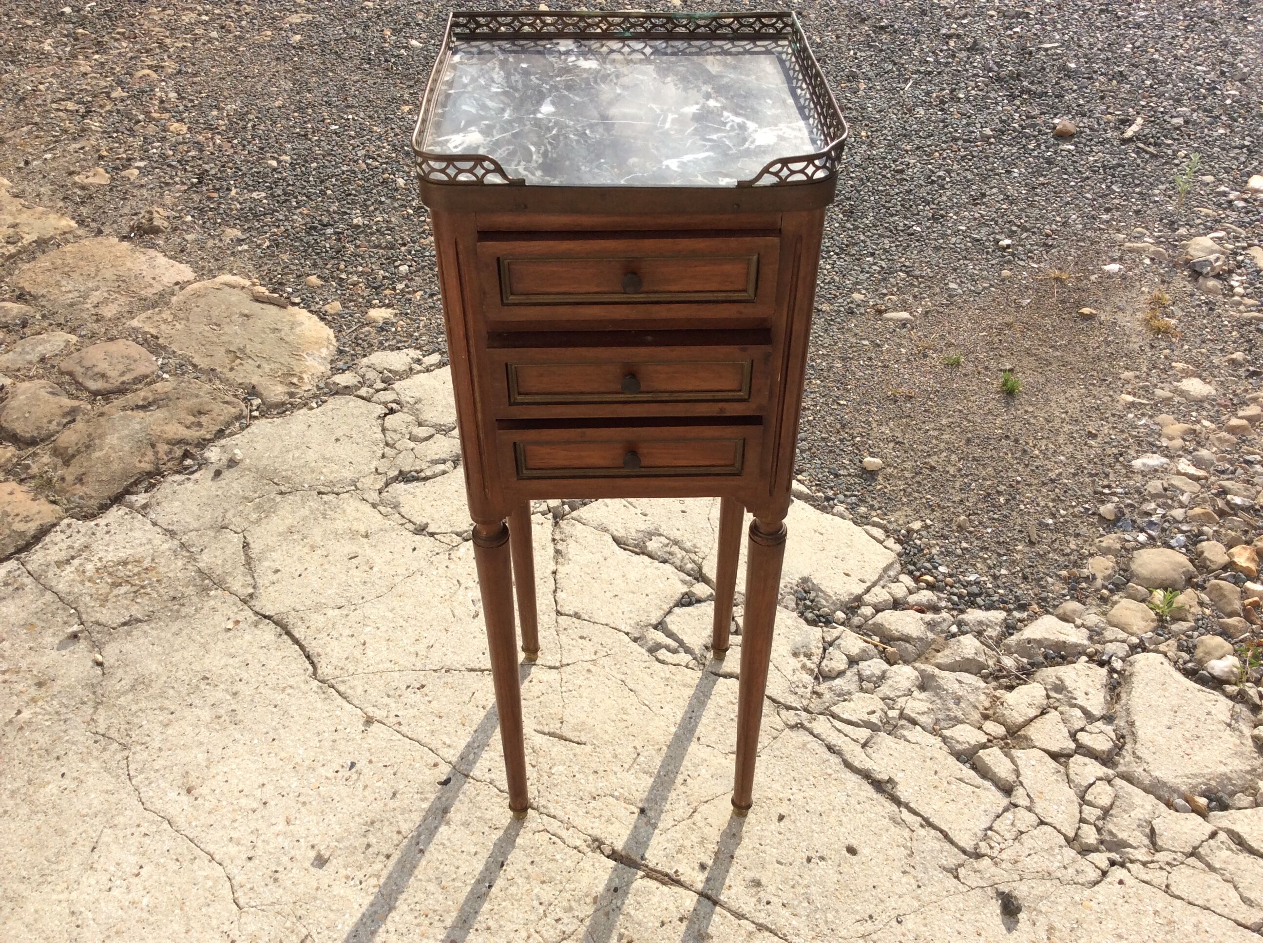 Beside table XVlllème