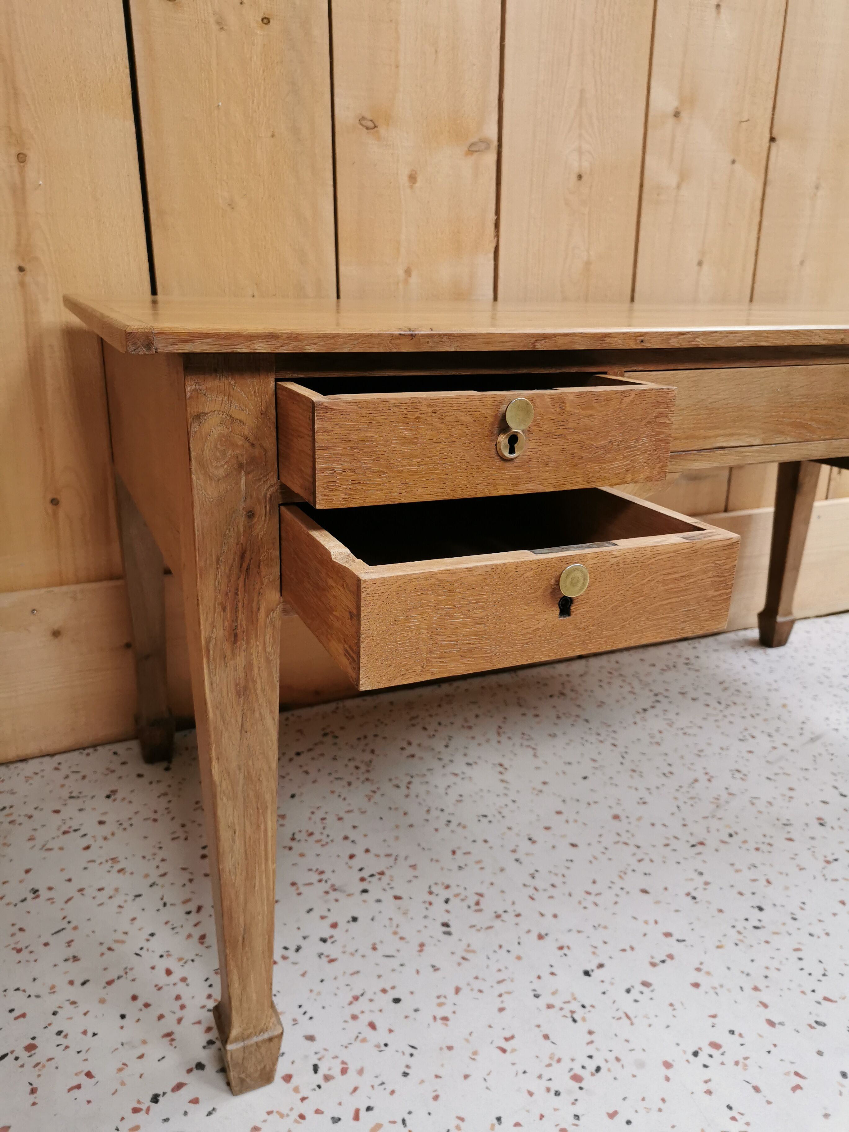 Oak desk