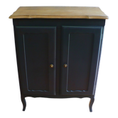 Shoe cabinet