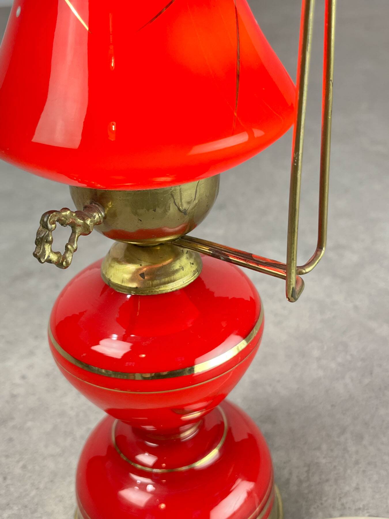 Mid-century Italian Red Glass and Brass Table / Wall Lamp