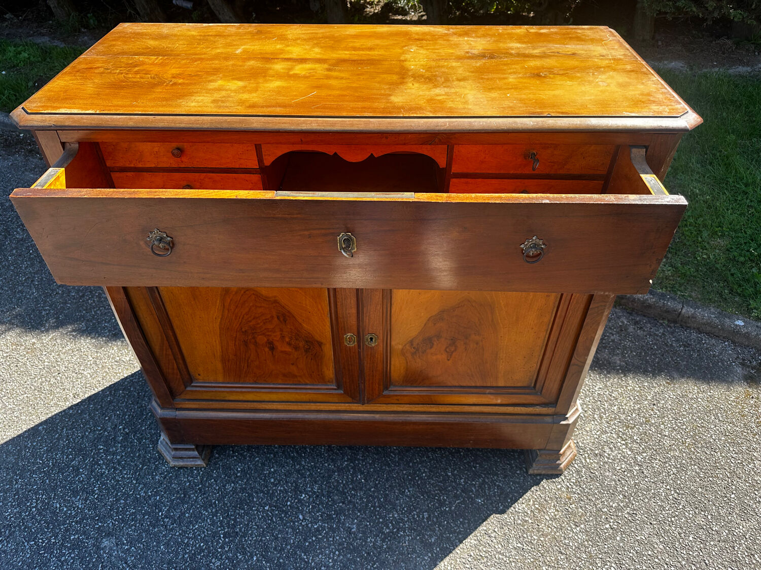 Antique drop-leaf secretary in walnut – Louis-Philippe period (19th century)