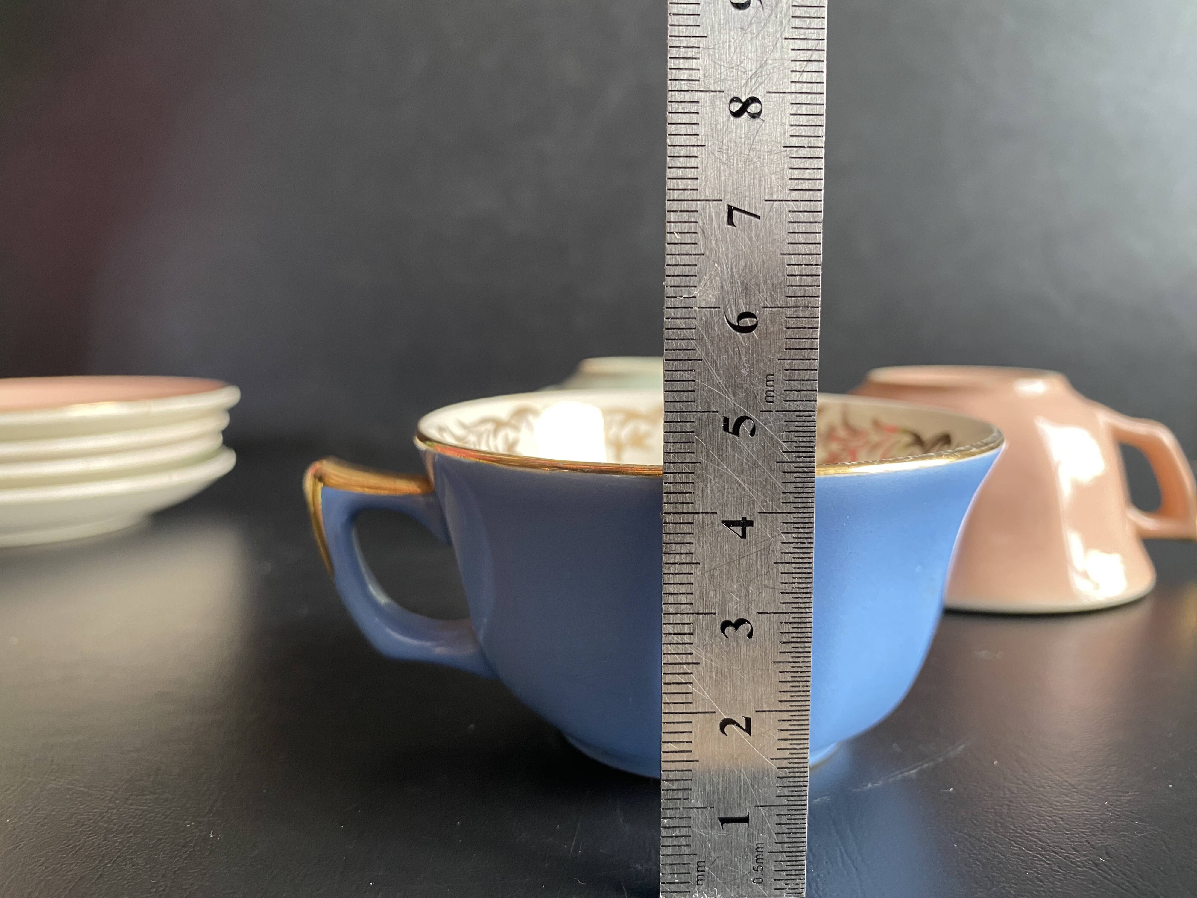 Set of 4 Villeroy & Boch Vintage 50s Cups and Saucers - Pastel & Gold