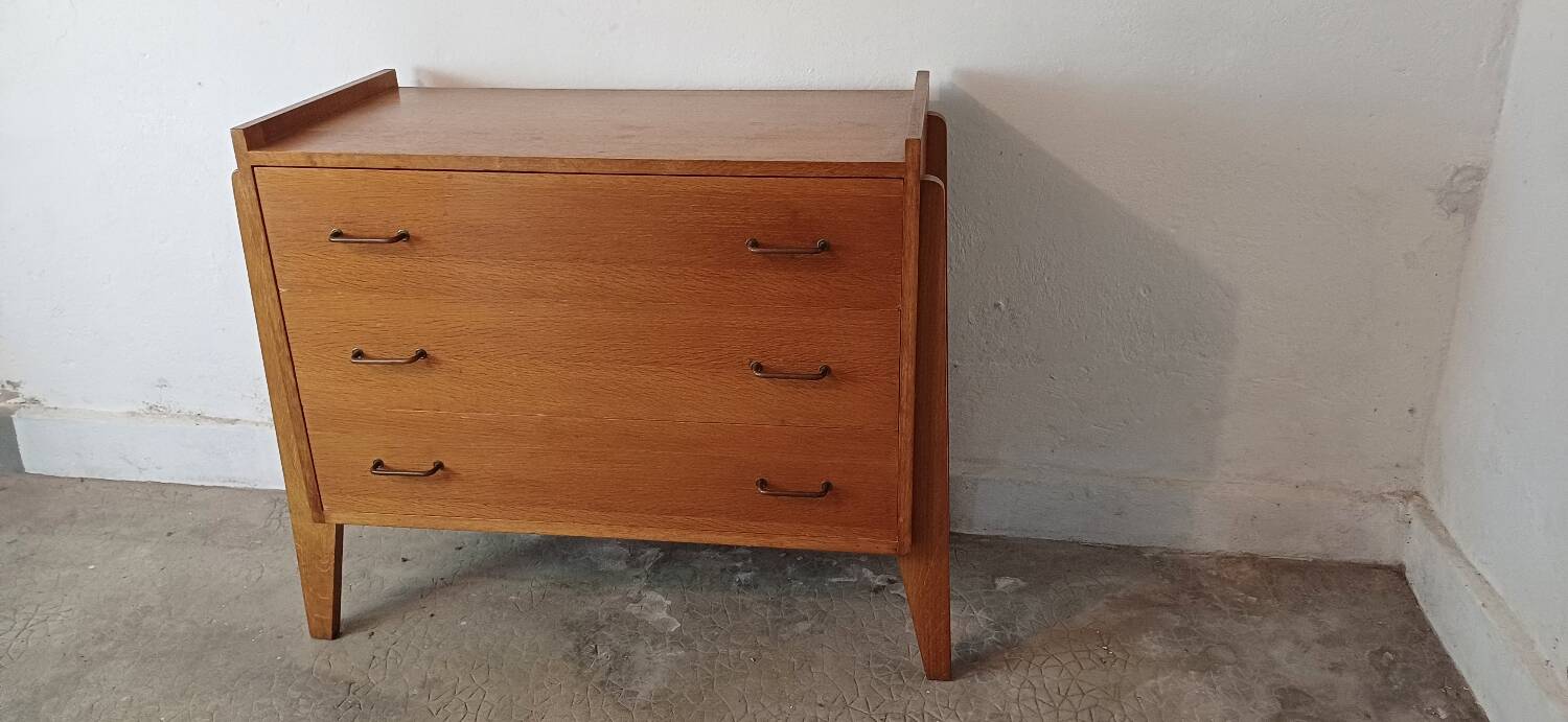 Vintage chest of drawers with compass feet