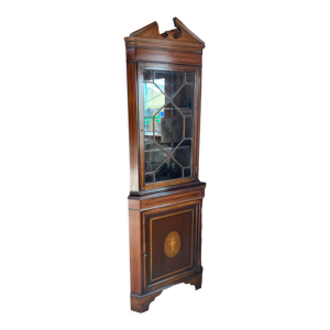 vitrine d’angle