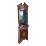 Vitrine d’angle