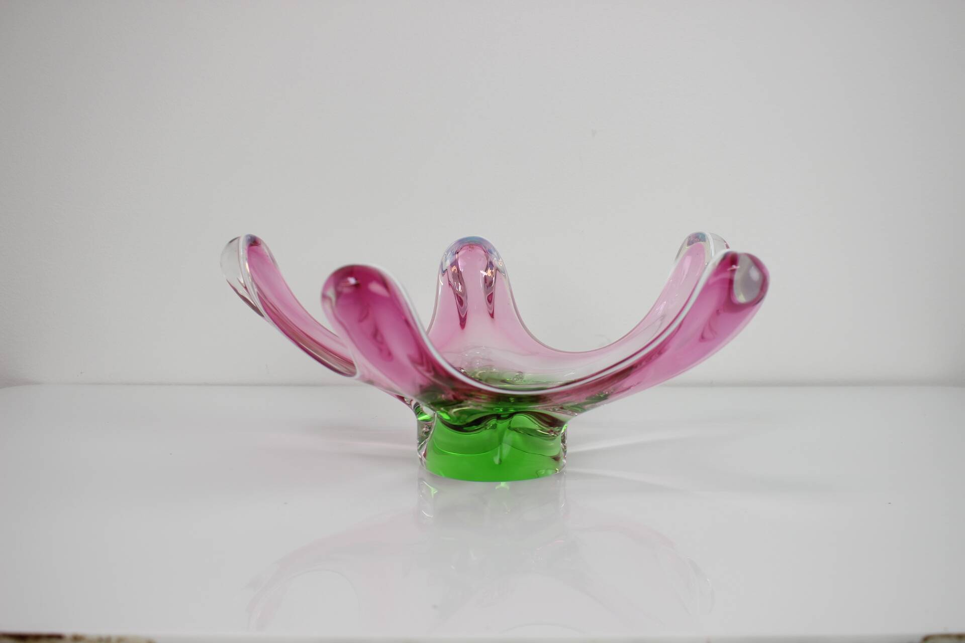 Want more images or videos? Request additional images or videos from the seller Contact Se