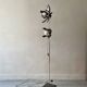 Jocelyn Troche (XXe siècle) Lampadaire fleur en acier chromé, design 1970