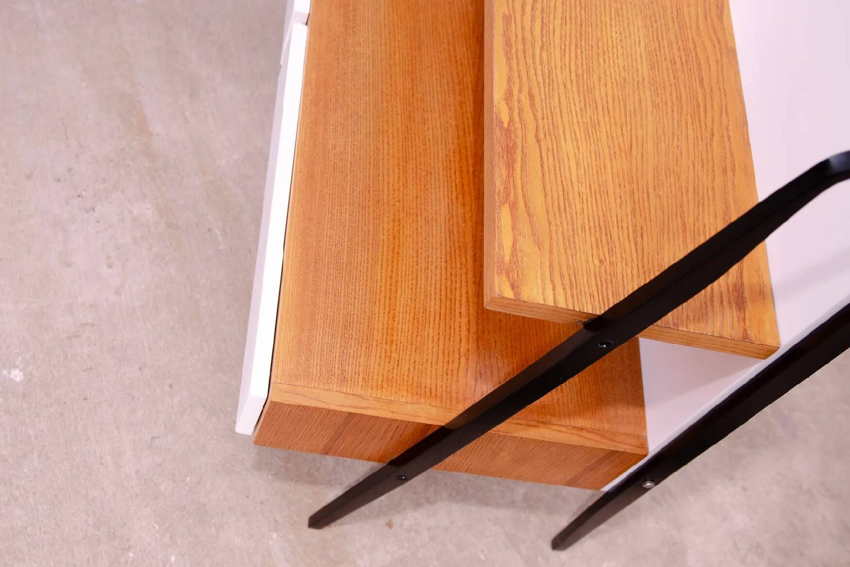 Fully renovated mid century bookshelf by Tatra, 1960s, Czechoslovakia