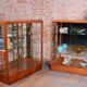 Art Deco Display Cabinets in Maple, Glass, and Mirror, Czech, 1930s, Set of 2