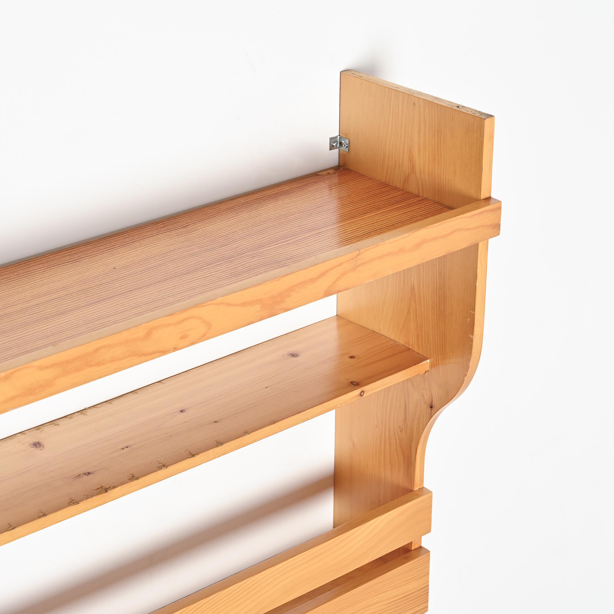 Wall-mounted pine cabinet, Les Arcs 1800, circa 1970