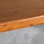 Table console par Charlotte Perriand, France, années 1950.