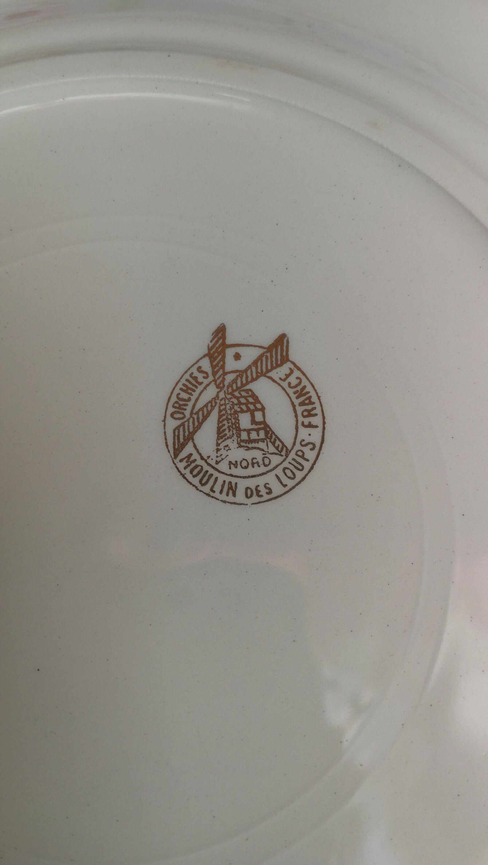 6 Old Wolf Mill Dessert Plates red pink pattern