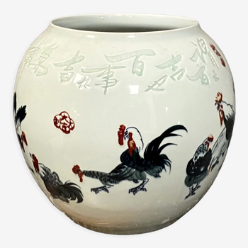 Cache pot Chinois en porcelaine à fond blanc circa 1940/1960