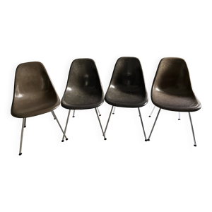 4 chaises authentiques - eames