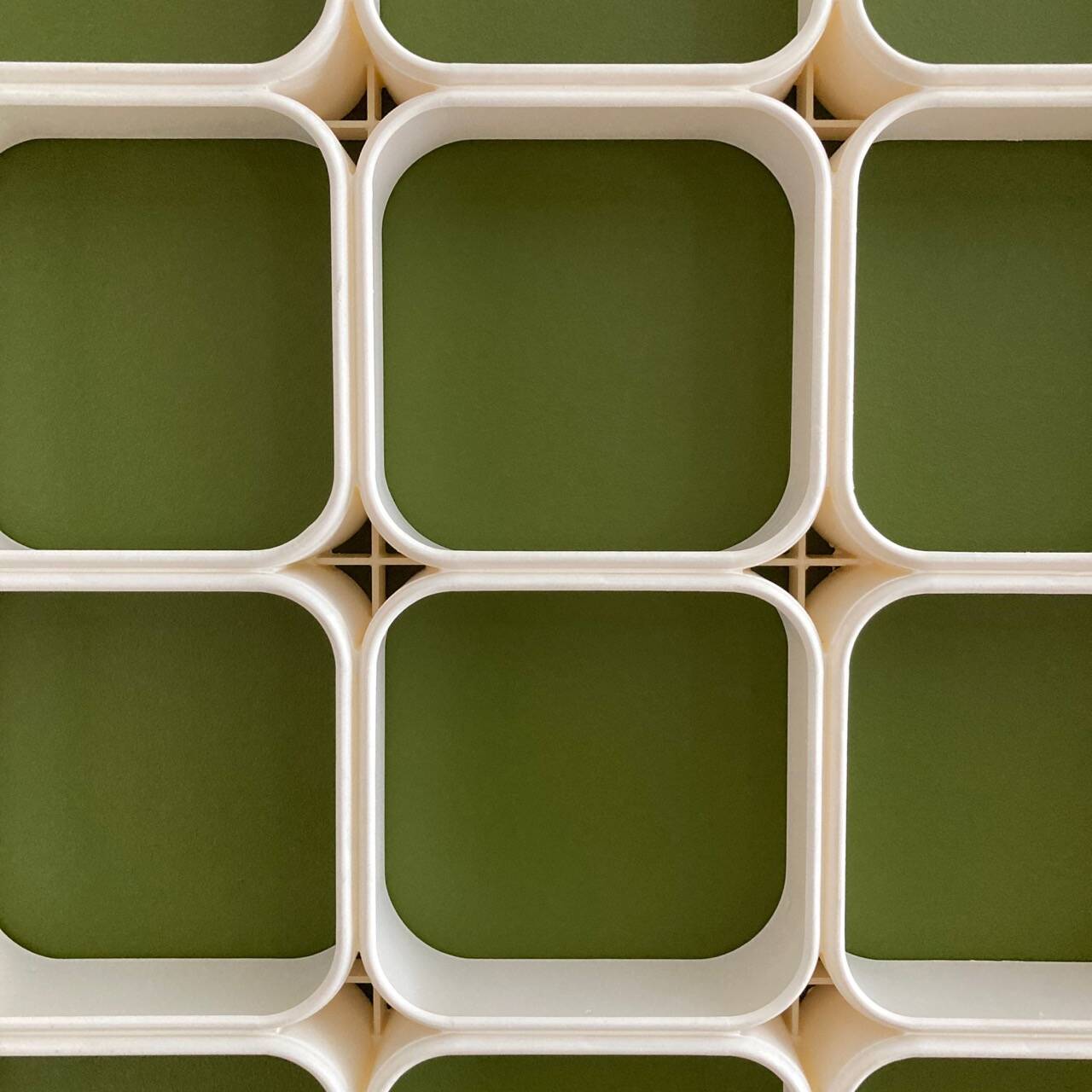 White plastic module shelf from the 70s