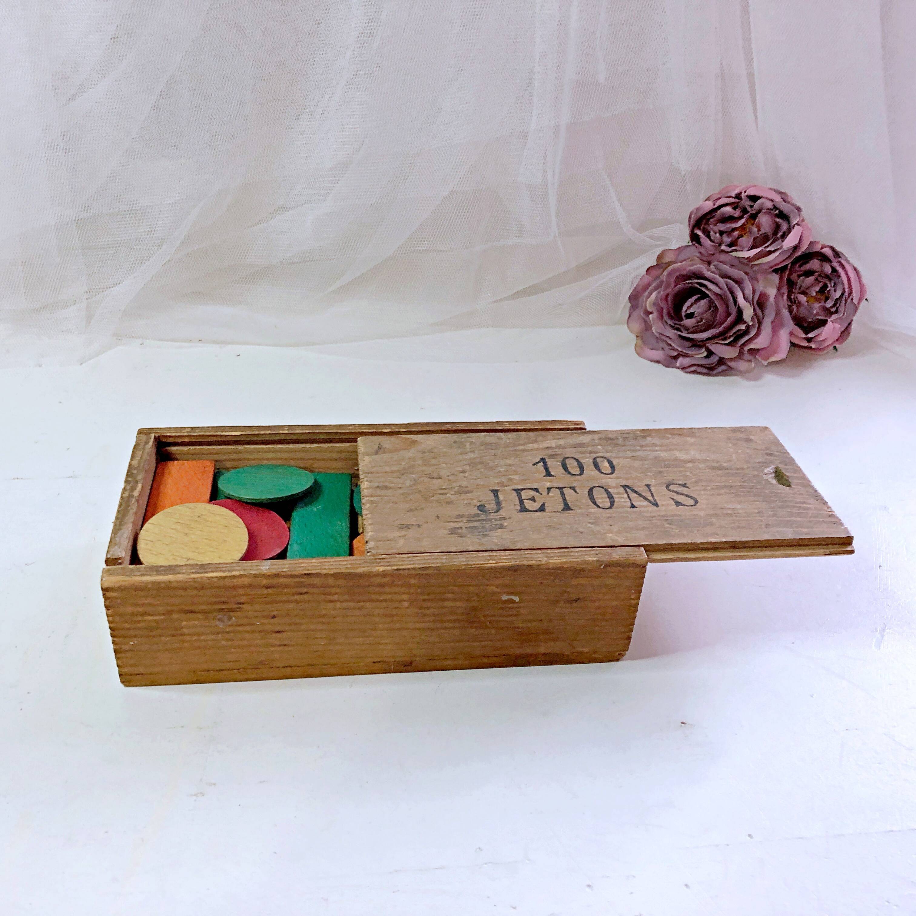 Boîte de 100 jetons en bois complète vintage France