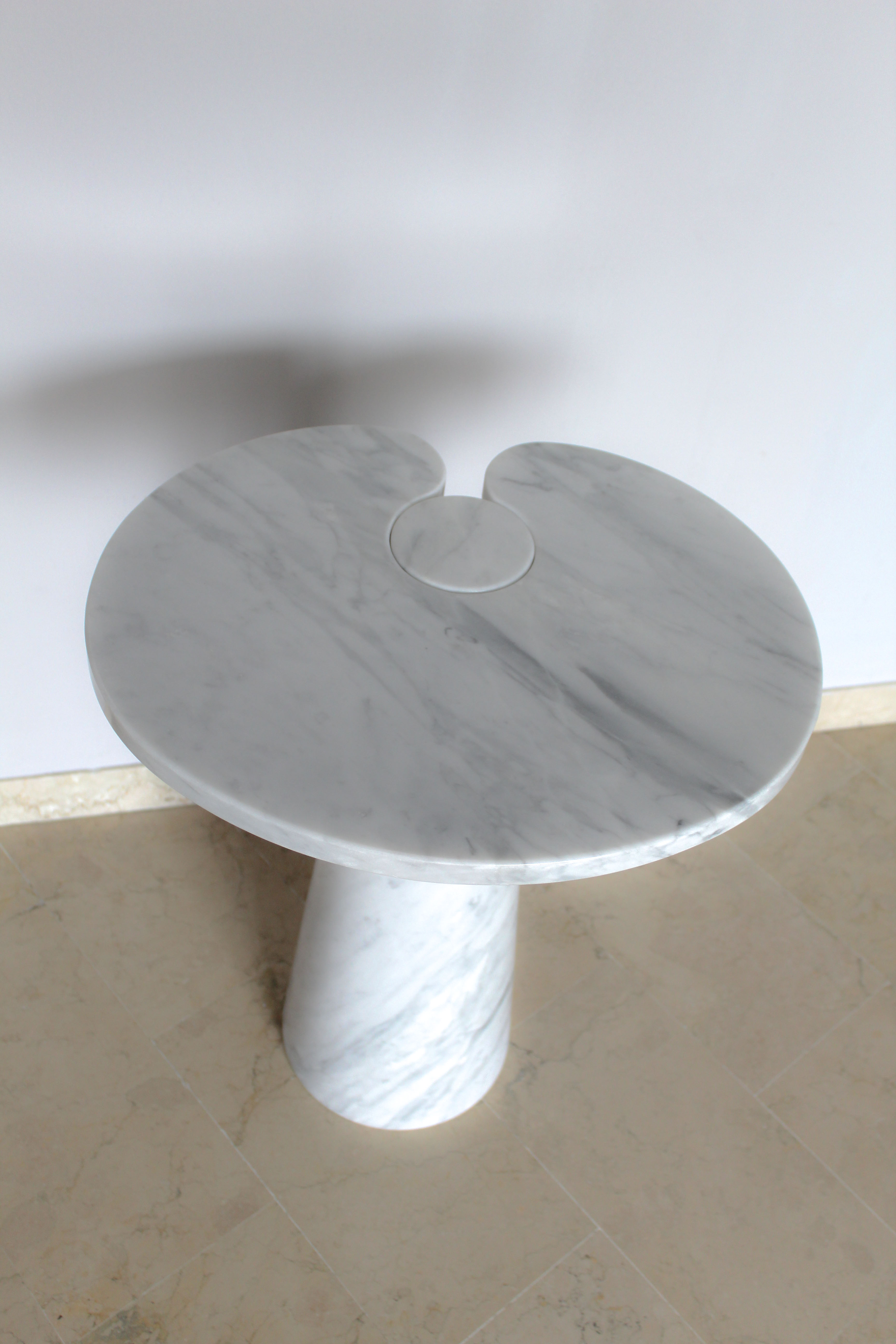 Angelo Mangiarotti coffee table in Italian Carrara marble, Eros series, Italy 1970s
