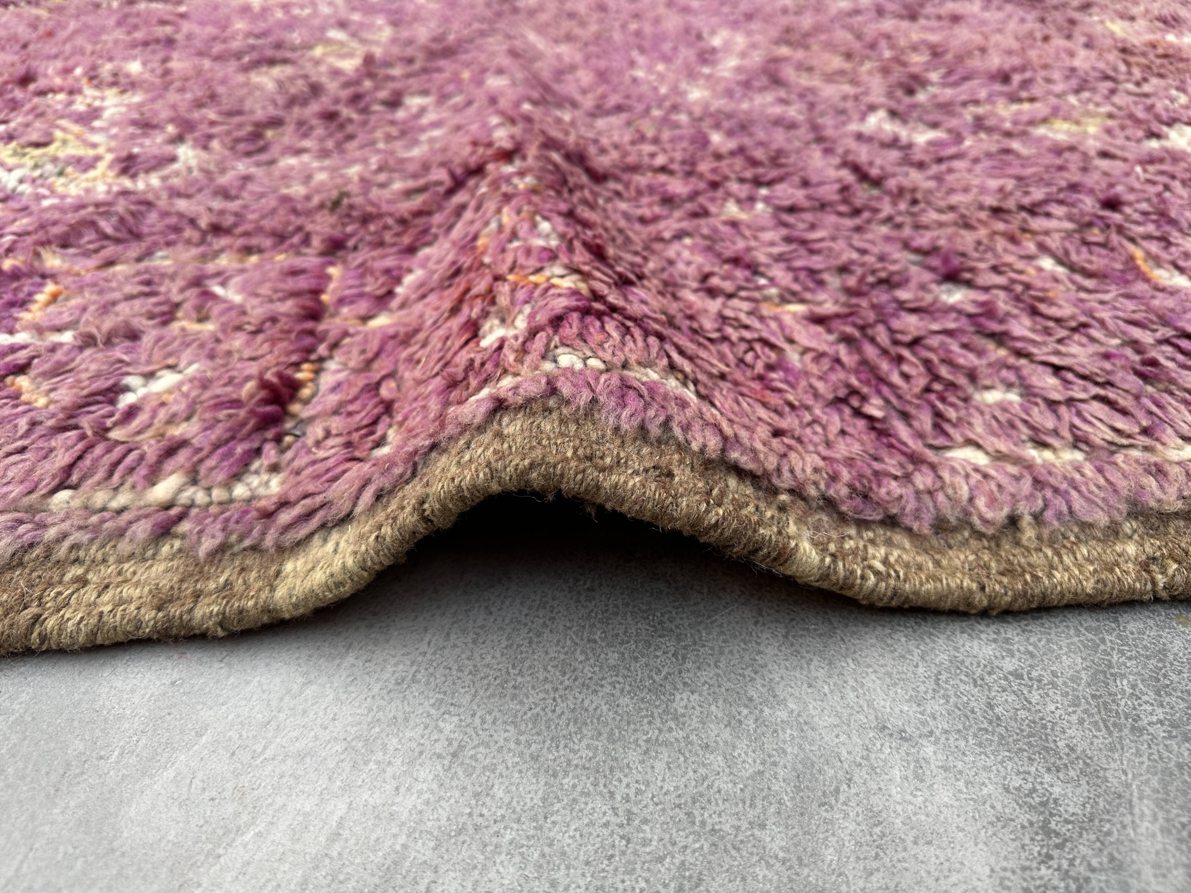 Moroccan rug Beni M'Guild purple - 325 x 183 cm