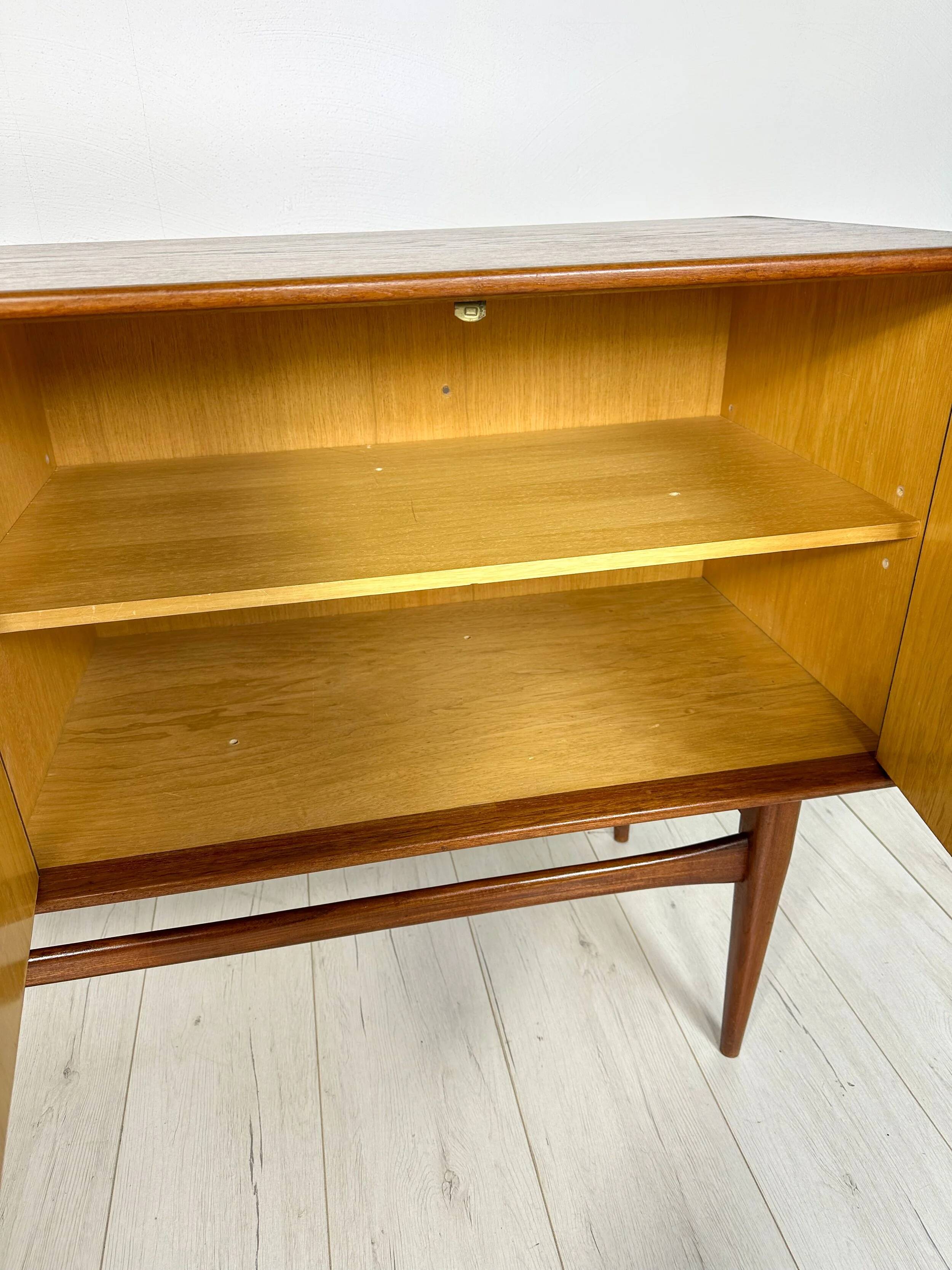 Buffet latéral vintage en teck des années 1960 par Heinrich Riestenpatt pour RT Möbel