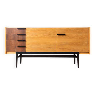 Buffet vintage du milieu du siècle par Frantisek Mezulanik, Up Zavody, années 1960