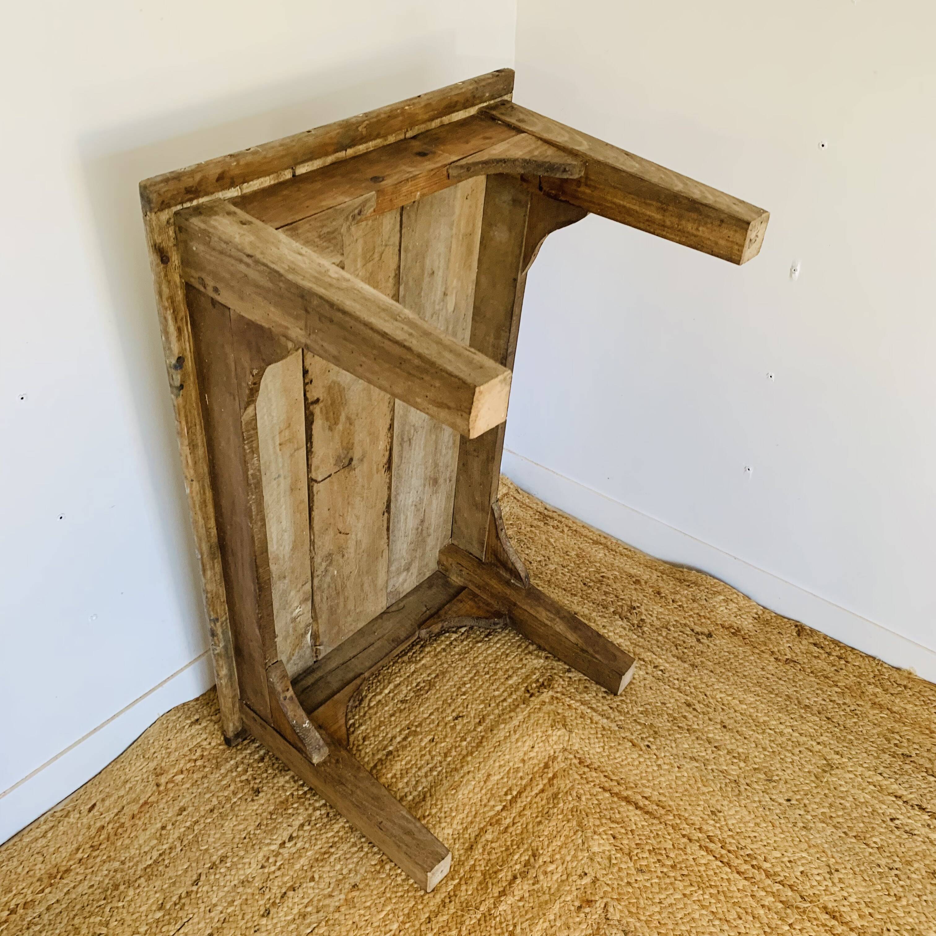 Table basse de ferme