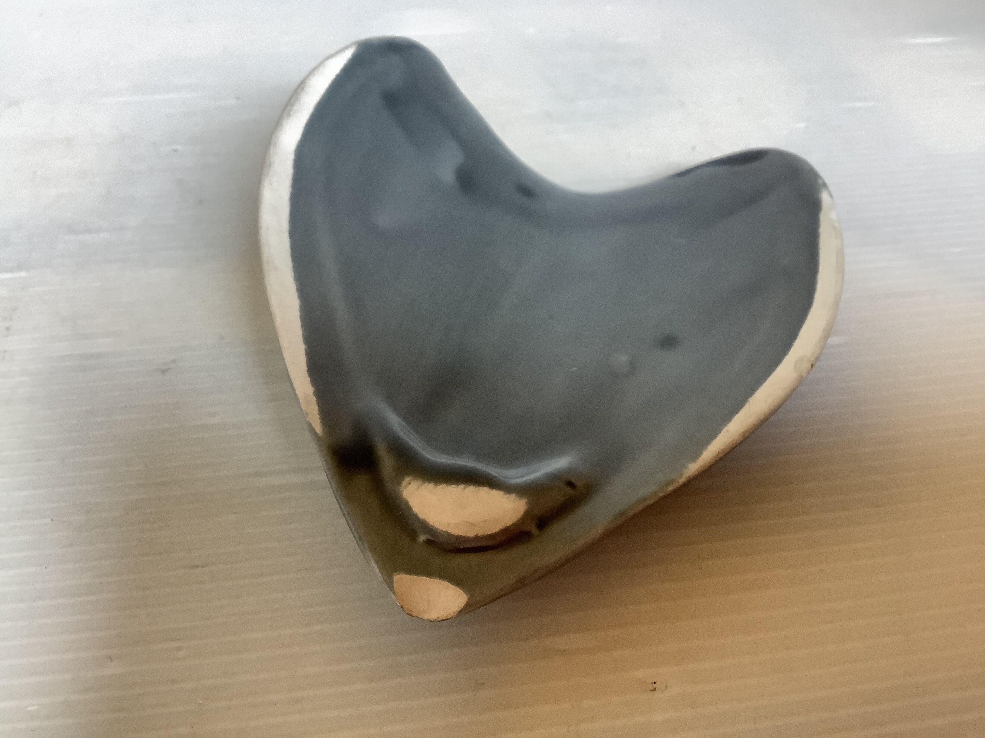 Ceramic duck catchall