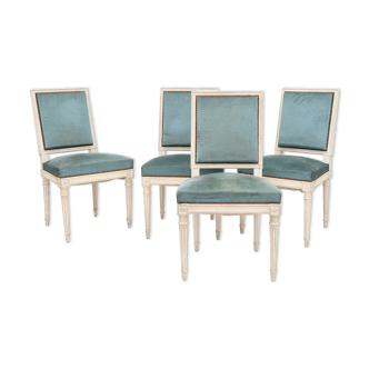 Suite de 4 chaises style Louis XVI