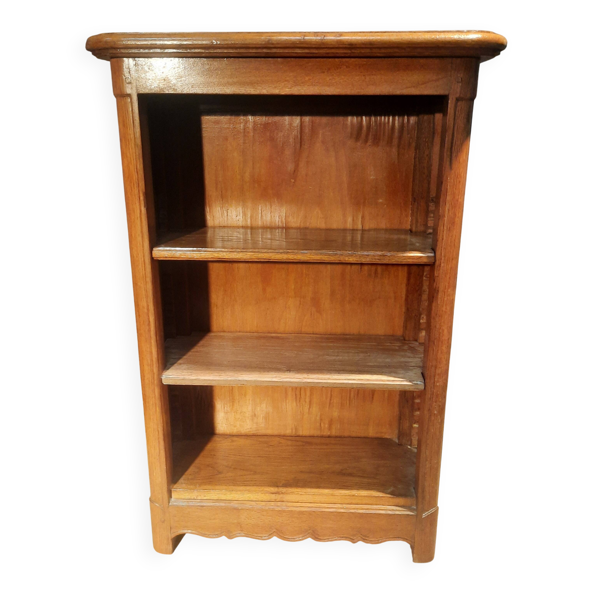 Solid wood shelf on legs