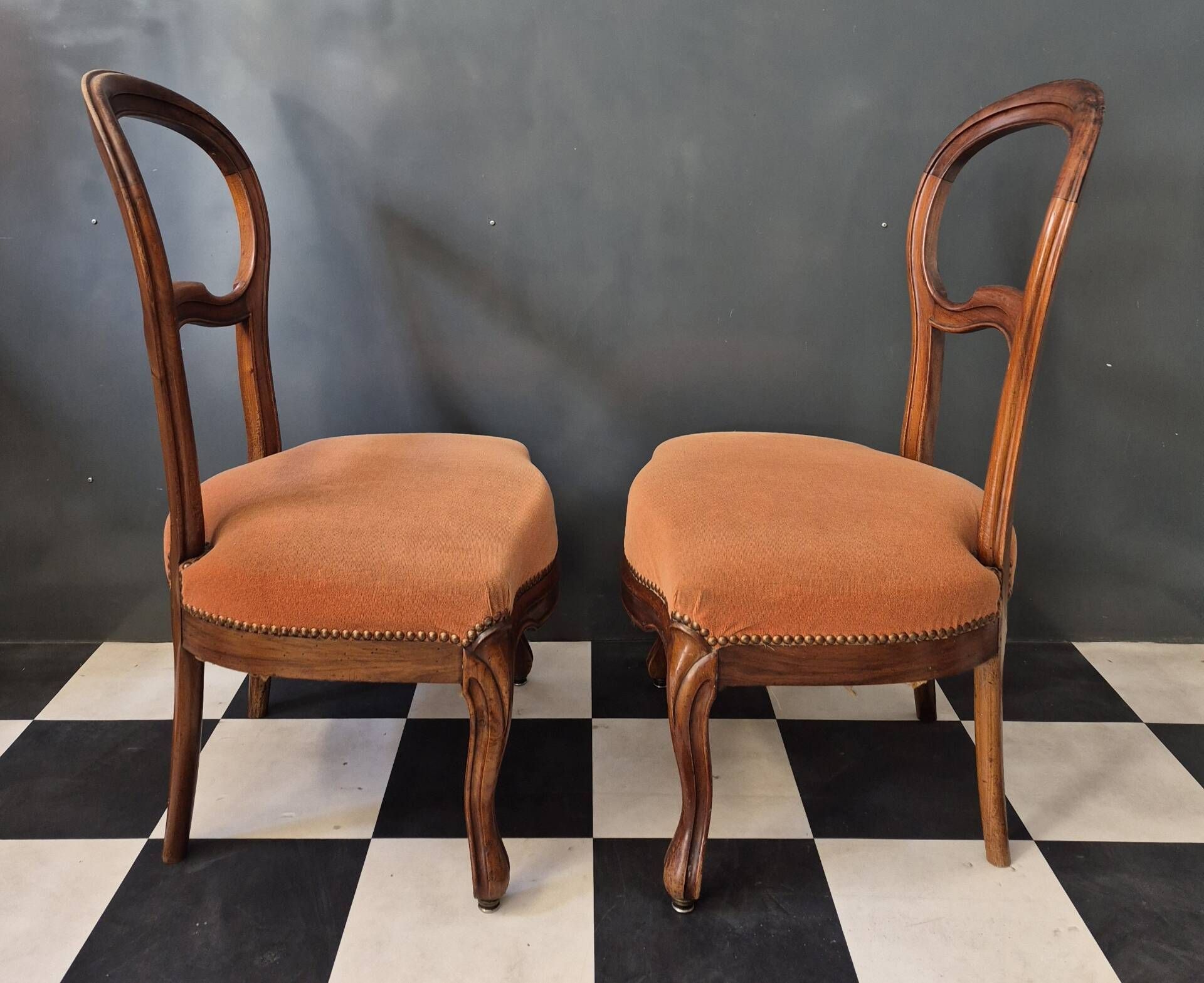 Ensemble paire de chaises basses chauffeuses style Louis Philippe