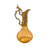 Duck beak wine carafe