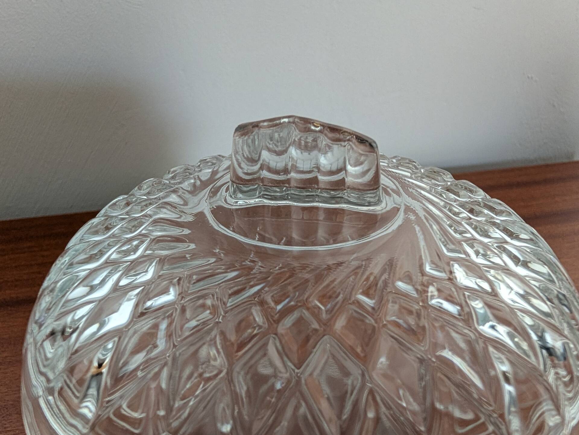 Arcoroc "Diamant" pressed glass sugar bowl – 1970s