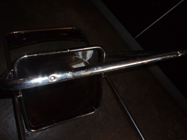 Chaise plexiglas chromée fumée pliante 1970