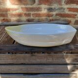 Earthenware dish with endive patterns