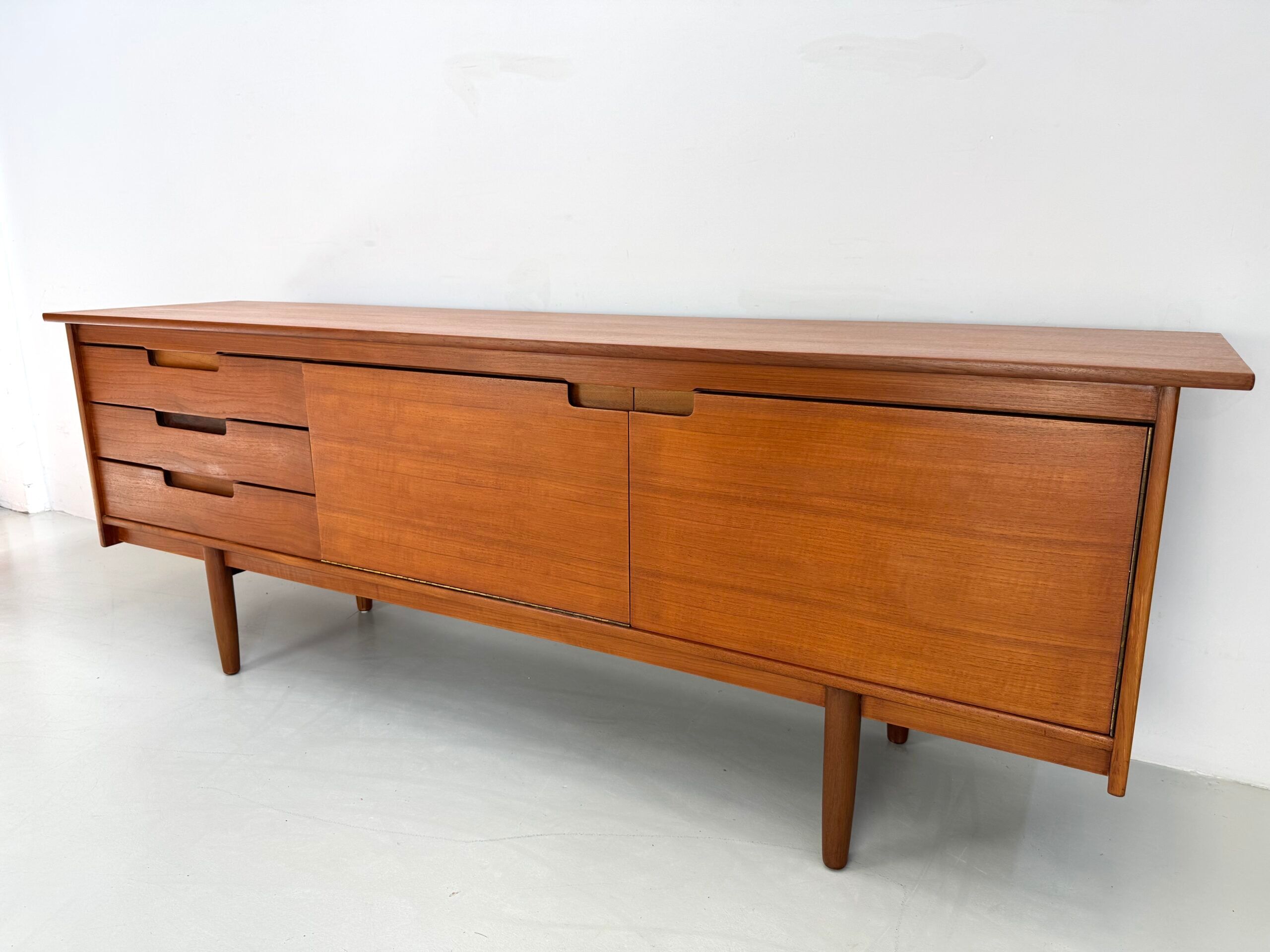 Enfilade vintage Younger