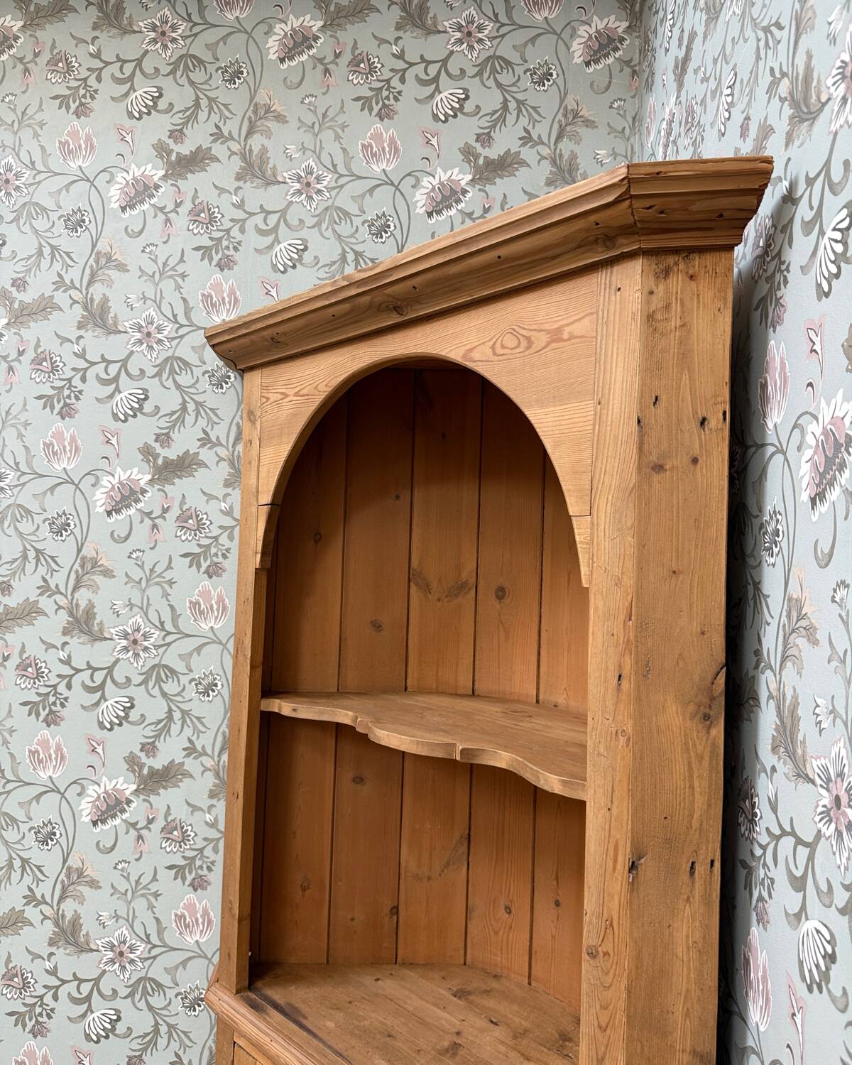 Vintage corner cabinet / pine corner cabinet