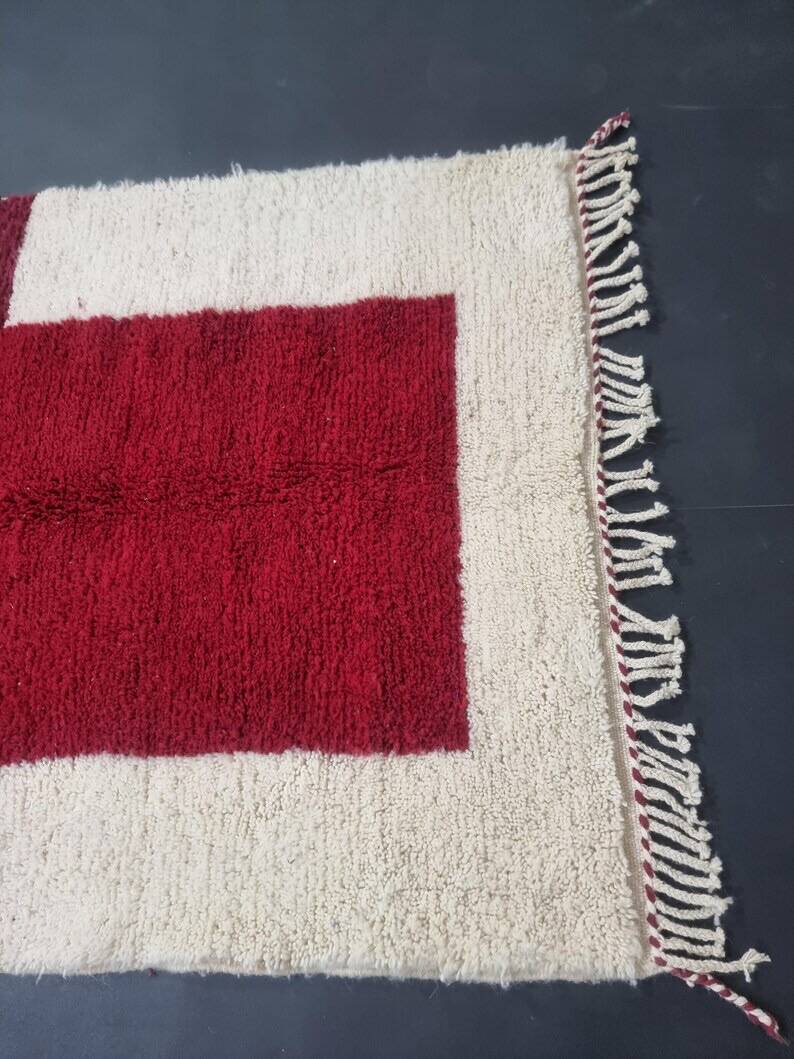 Traditional handmade pure wool Berber rug size 2/3 m