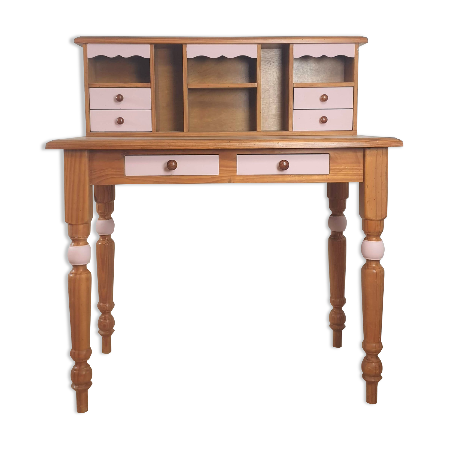 Pine desk