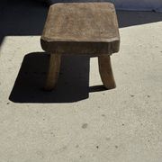 Petit stool, tabouret d'appoint en teck massif rectangulaire arrondie