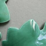 Set of 2 leaf-shaped bowls, Sarreguemines France