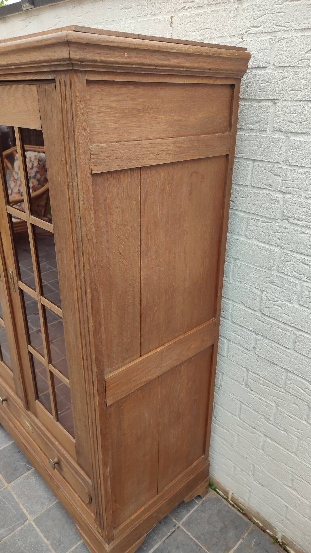 Bibliothèque vitrée vintage en chêne