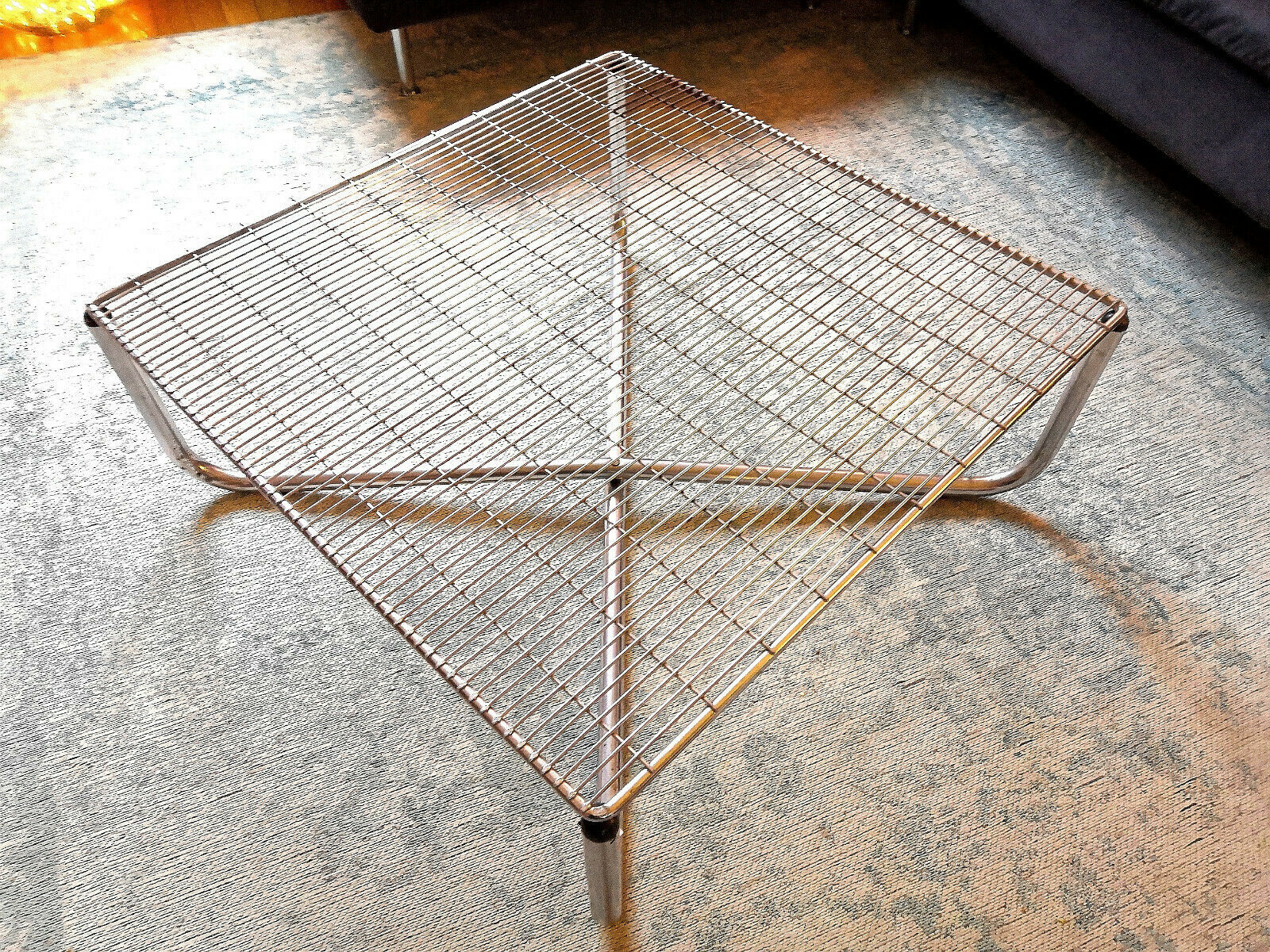Vintage grid tray steel coffee table