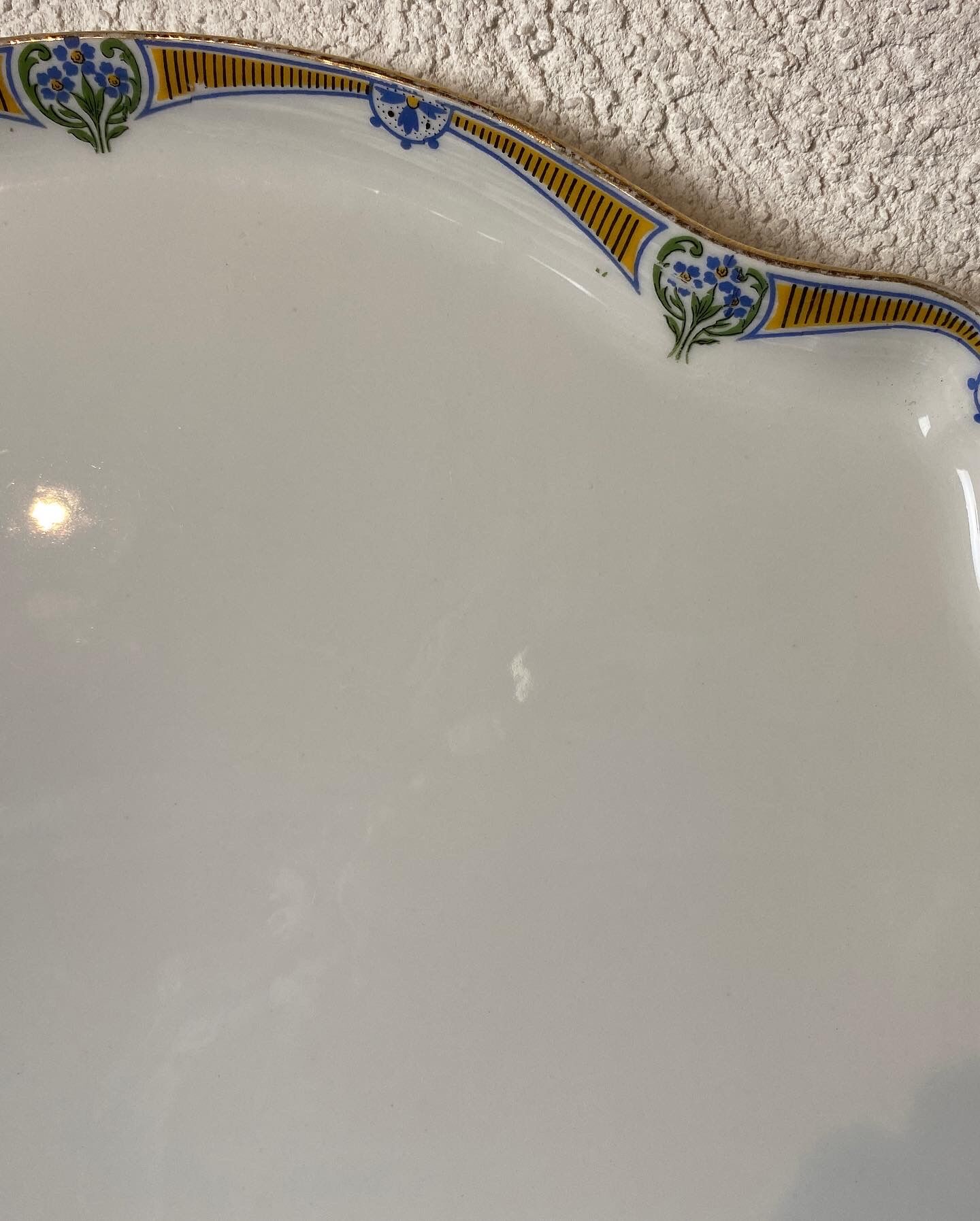 Limoges porcelain top "Forget-me-nots" old