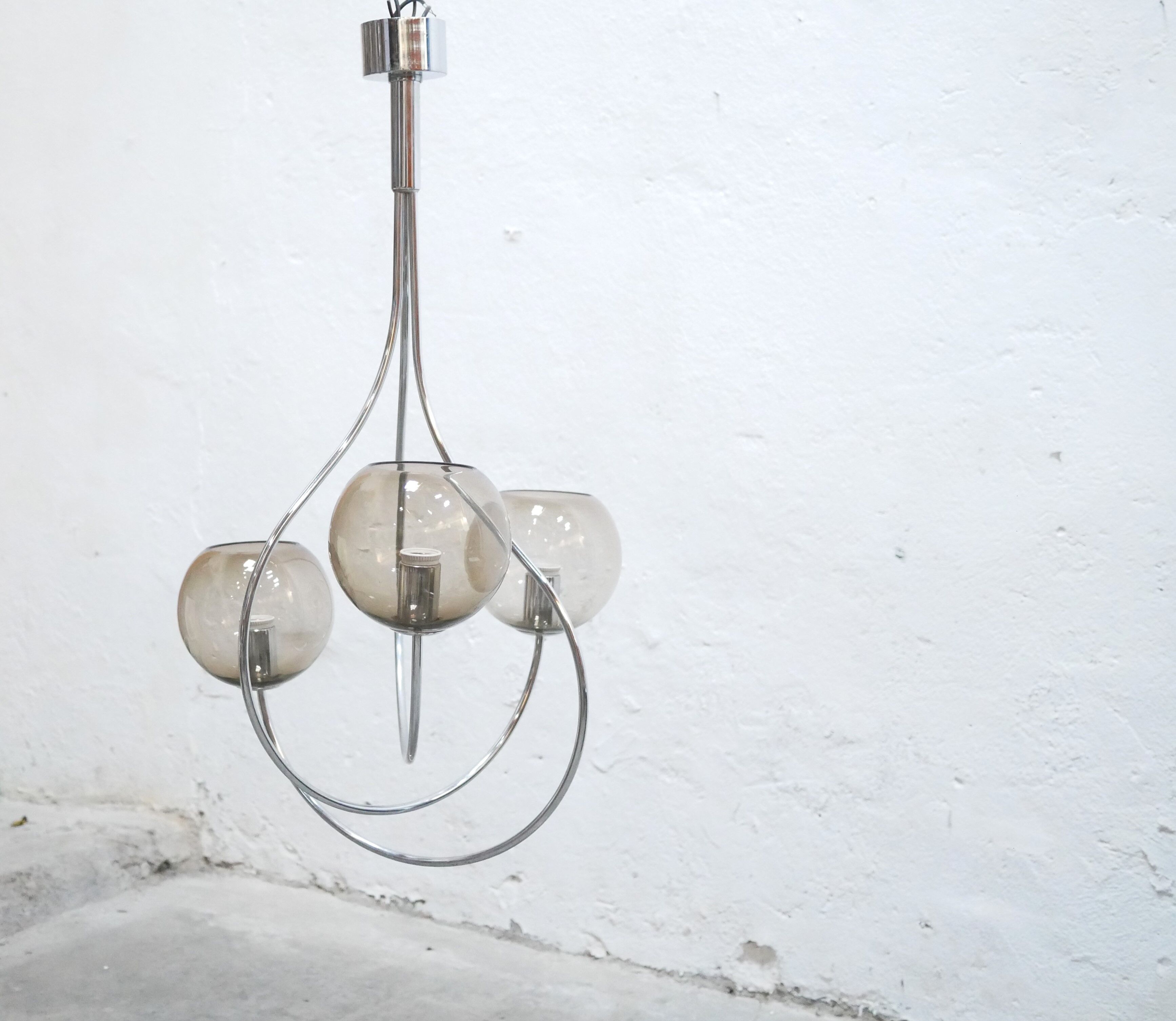 Vintage chandelier in chromed metal and smoked glass