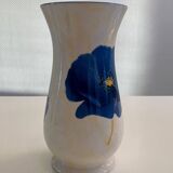 Lunéville earthenware vase from the "Blue Anemone" collection.