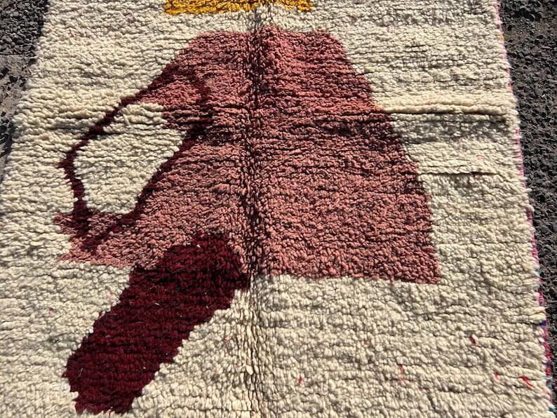 Beni Ouraine handwoven rug, traditional style, size 140 x 260 cm