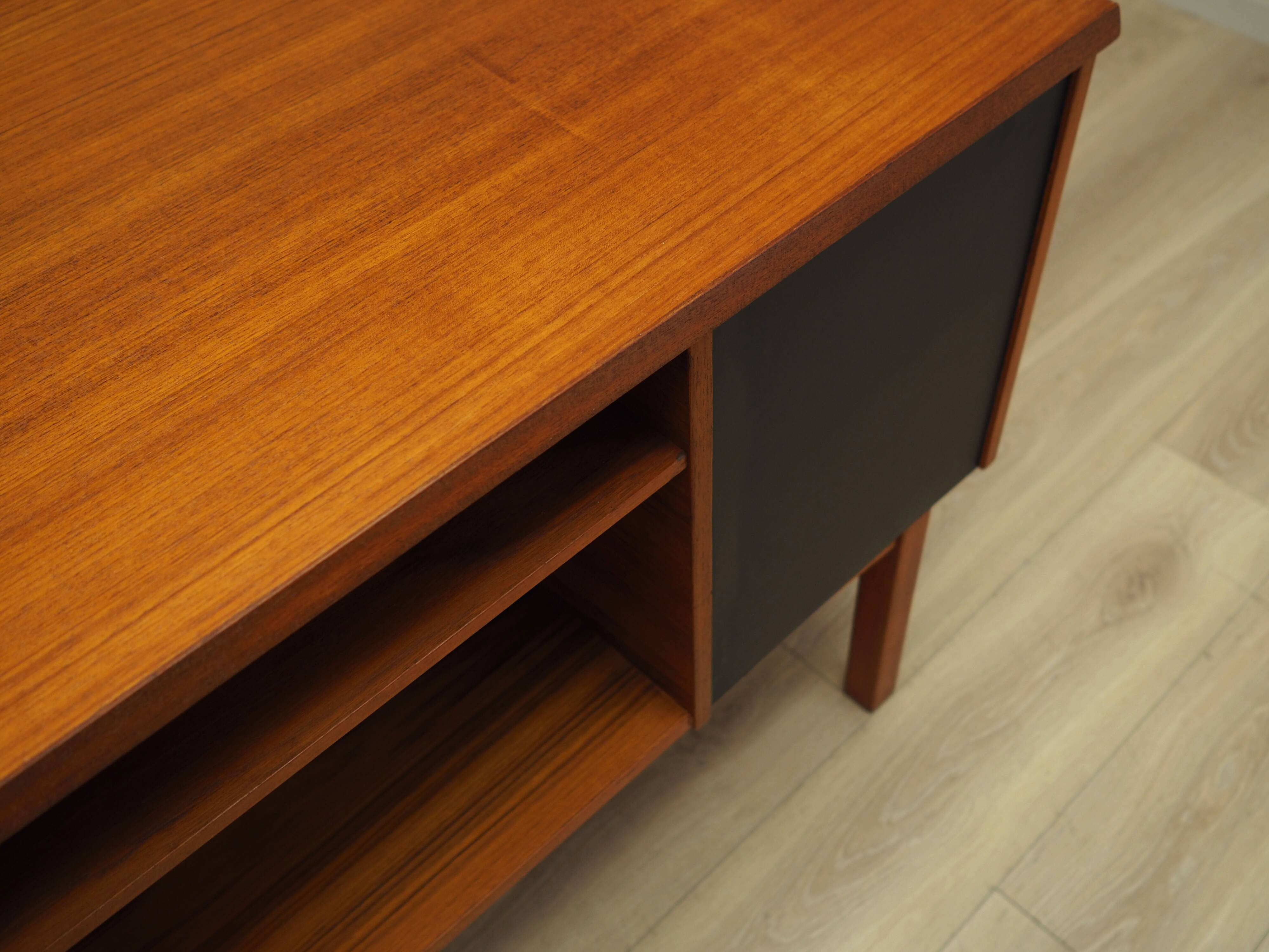Teak desk, Danish design, 1970s, production: Denmark