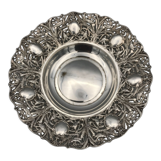 Centerpiece, silver metal cup decorated with openwork patterns